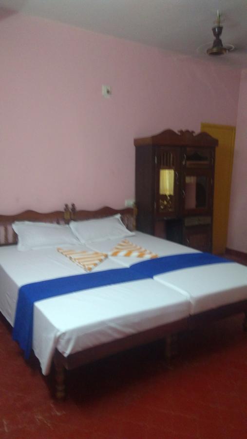 Thriphala Ayurveda Yogashram Apartment Thiruvananthapuram Екстериор снимка